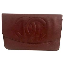 Cartera Chanel de cuero granulado burdeos Burdeos