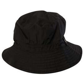 Burberry-Sombreros-Negro