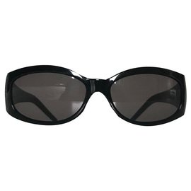 Fendi-Sunglasses Fendi-Black