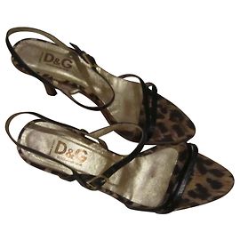 Dolce & Gabbana Sandalen aus Leder Hellbraun Hellbraun