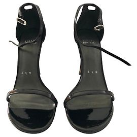 Stuart Weitzman Nudist sandals Black