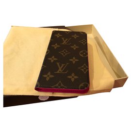 Louis Vuitton Purses, wallets, cases Multiple colors
