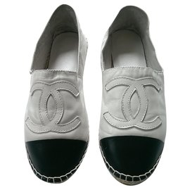 Chanel Espadrilles Black White