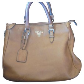 Prada-Sac Prada grand en cuir porté main caramel très élégant-Caramel