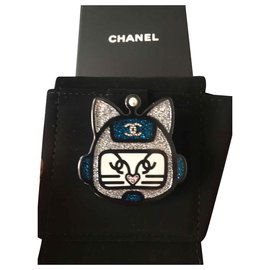 Chanel Katzenbrosche Blau