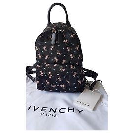 Givenchy Nano Preto Multicor