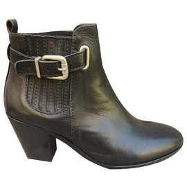 Claudie Pierlot-chelsea buckle boots Claudie Pierlot-Black