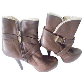 Bottines Guess en cuir fourrées marron Marron