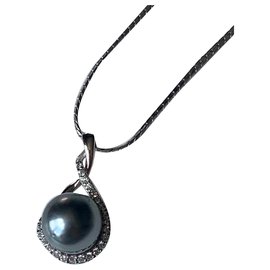 Vintage-Necklaces-Black,Silvery,Dark grey