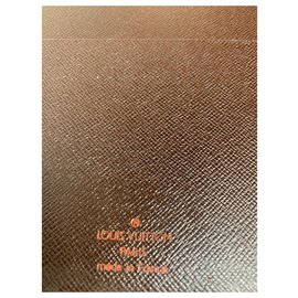 Louis Vuitton-Louis Vuitton document cover-Ebony