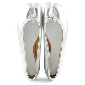 maison margiela flat shoes