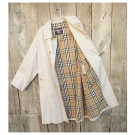 Burberry-Burberry impermeable talla vintage M-Beige