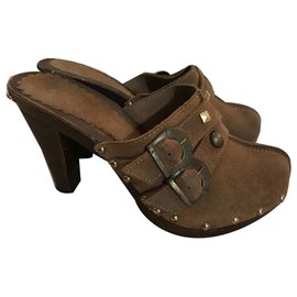 Russell & Bromley Clogs Brown