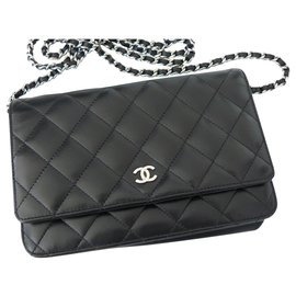 Chanel-Carteira WOC na corrente-Preto