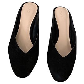 Paire de mule noire talon sculpté mango Noir