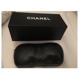 Chanel-Óculos-Bege