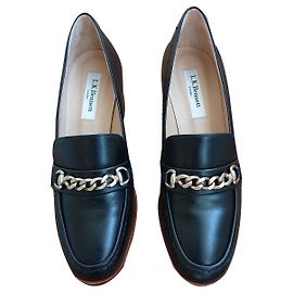 Lk Bennett Model Retta Black