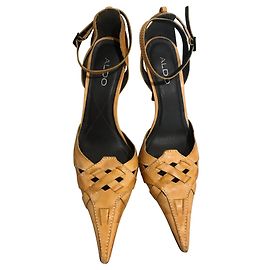 Aldo Tacones Amarillo