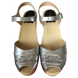 Swedish Hasbeens Tacchi Argento
