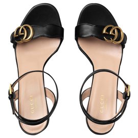 Gucci-GUCCI Leather mid-heel sandal-Black