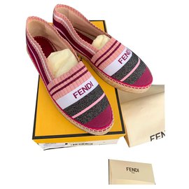 Fendi-Espadrilles-Fuschia