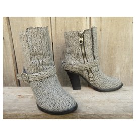 Chloé-Chloé couro e botas de feltro-Cinza