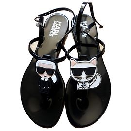 Karl Lagerfeld JELLY KARL IKONIC SLING Outro