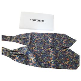 Autre Marque Lavaliere Ascot in seta blu con stampa paisley Blu