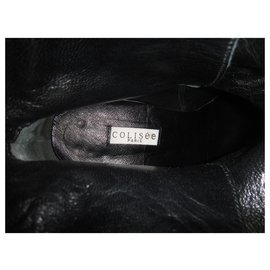 Autre Marque-Paris Colisée ankle boots worn once-Black
