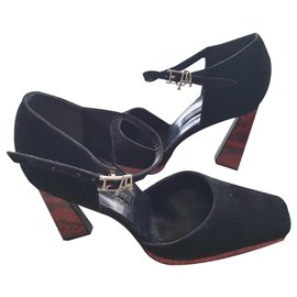 Autre Marque-Two-tone flared pumps with geometric heels.-Black,Red