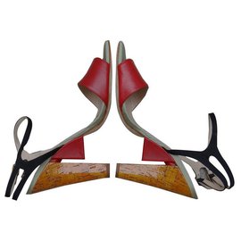 Fendi-Sandals-Multiple colors