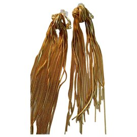 Céline-Earrings-Golden
