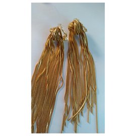 Céline-Earrings-Golden