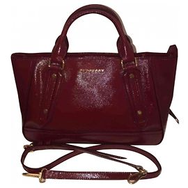 Bolso Burberry rojo oscuro de charol Burdeos