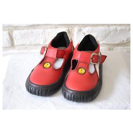 Autre Marque-Red leather baby sandals DDP size 31-Red
