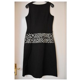 Moschino-Moschina Jeans schwarzes Kleid mit floralem Bund. ES 40-Schwarz