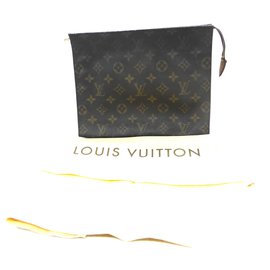 Louis Vuitton-BOLSO DE BANHEIRO 26 monograma-Marrom