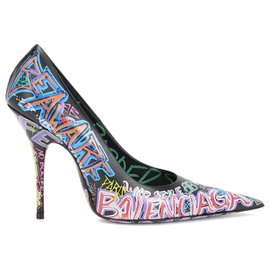 Balenciaga-Stunning graffiti pumps-Black