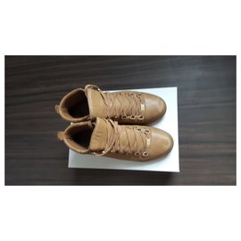 Balenciaga-Sneakers-Brown