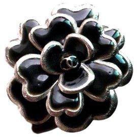 Chanel-Brazalete de brazalete Chanel Camellia-Negro,Plata