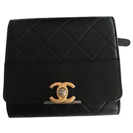 CHANEL CLASSIC BLACK LEATHER CLASSIC PORTFOLIO . NEVER SERVED , PERFECT CONDITION! Black