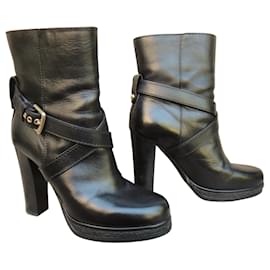 Dolce & Gabbana-Dolce & Gabbana boots new condition-Black