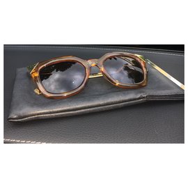 Fendi-Sunglasses-Brown