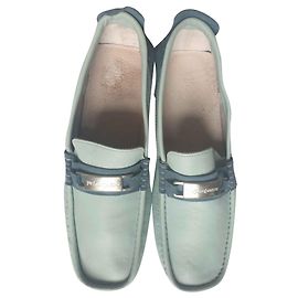 Yves Saint Laurent Hellblaue Slipper Hellblau