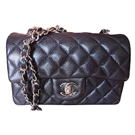 Chanel-Bolso Chanel Classic Mini Timeless en caviar de piel de becerro-Negro