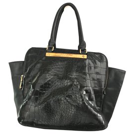Marc by Marc Jacobs-Marc by Marc Jacobs patent leather handbag-Black