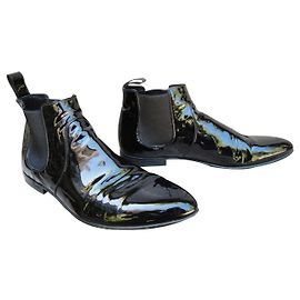 Gucci size patent boots 42,5 Black