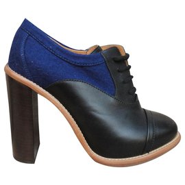 Chloé-brogue with heels Chloé size 37 Mint condition-Black,Blue