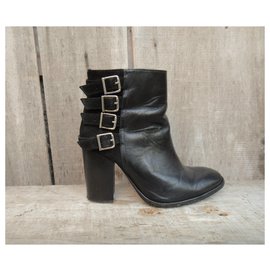 Ikks-buckle boots IKKS size 38-Black