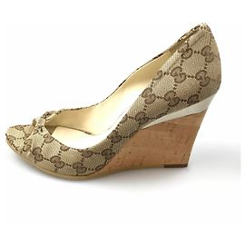 Zeppa aperta in tela GG marrone Gucci Marrone